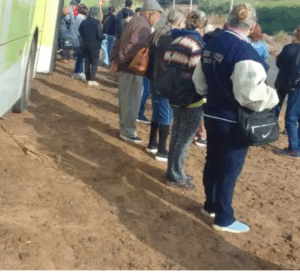 Moradores de bairros rurais enfrentam falhas graves no transporte coletivo e falta de horários