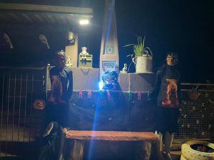 Decoração de Halloween em Aparecida de São Manuel atrai visitantes e rende fotos incríveis