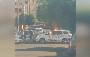 PM mata esposa e sogro a facadas e morre alvejado por policiais em Piraju