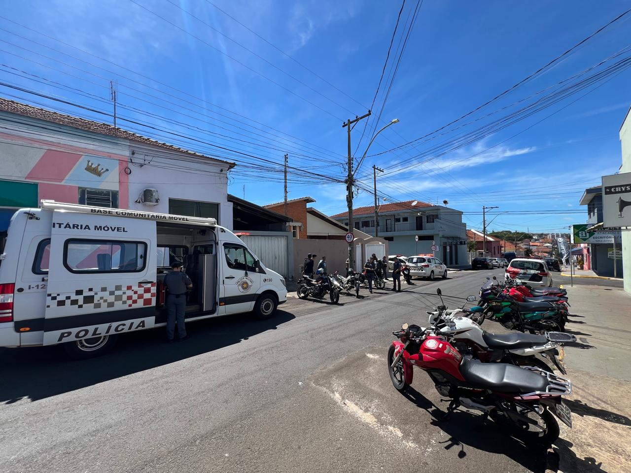 Polícia Militar realiza Operação Cavalo de Aço em Botucatu