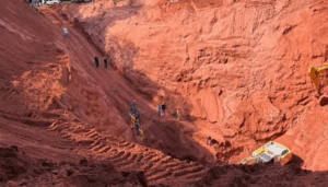 Corpo de idosa desaparecida há um mês é achado em poço após mais de 25 metros de escavações em Bauru