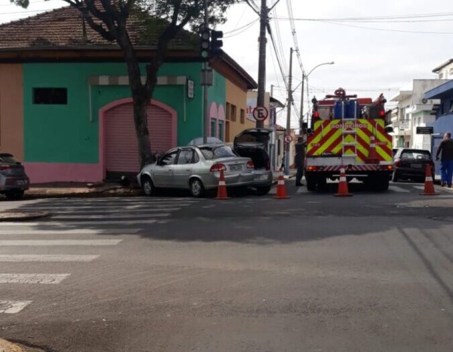 14news.com.br-14news.com-.br-botucatu-registra-mais-um-acidente-no-semaforo-img-20220829-wa0042-1-edited