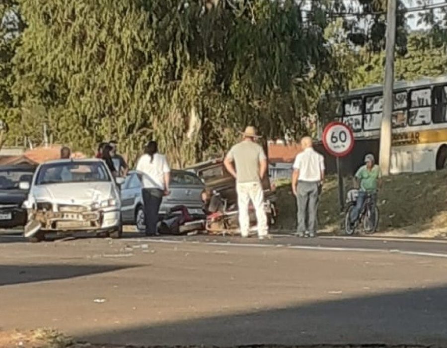 14news.com.br-acidente-entre-carro-e-moto-e-registrado-na-gastao-dal-farra-gastao