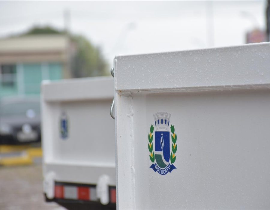 14news.com.br-apos-pedido-de-vereadora-4-veiculos-sao-entregues-a-saude-de-botucatu-caminhoes-zeladoria-3