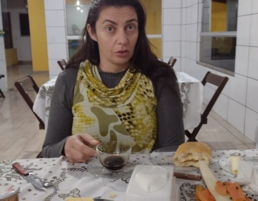 14news.com.br-campanha-e-realizada-para-comprar-cadeira-motorizada-para-professora-img-20241009-wa0035