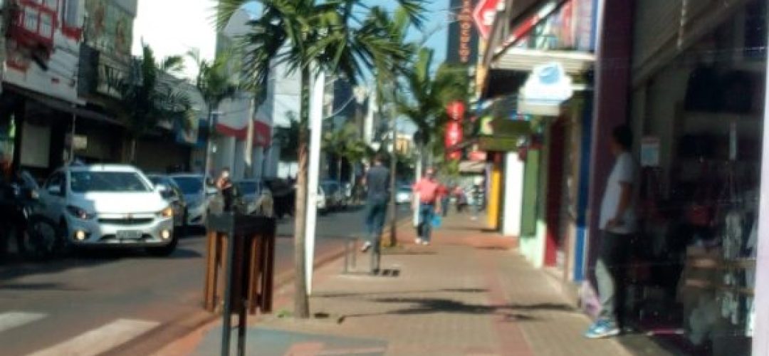 14news.com.br-comercio-de-botucatu-comeca-a-testar-abertura-do-comercio-em-drive-thru-comercio-btu-89-585x439