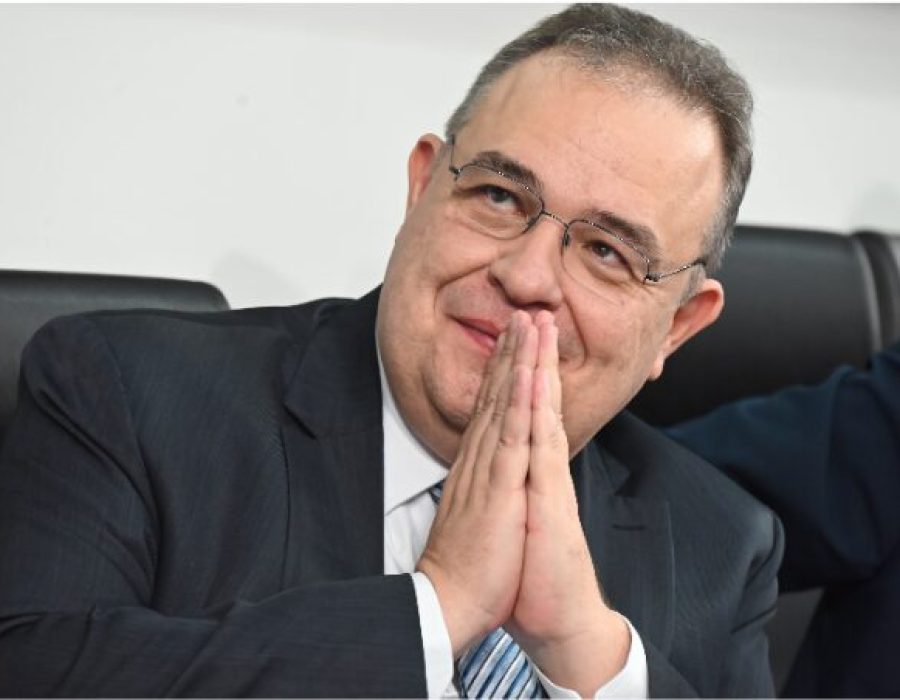 14news.com.br-dr-mauro-salles-ferreira-recebe-titulo-de-cidadao-botucatuense-14news.com-.br-dr-mauro-salles-ferreira-recebe-titulo-de-cidadao-botucatuense-screenshot-20240526-165234-510