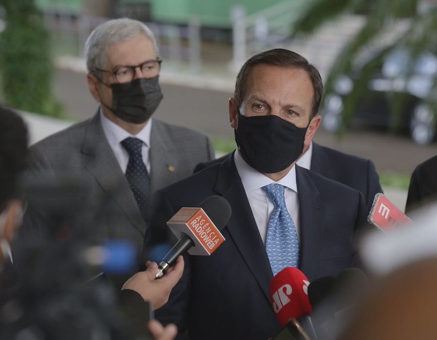 14news.com.br-governo-de-sp-faz-novo-pedido-para-vacinar-criancas-e-jovens-entre-3-e-17-anos-com-coronavac-2021-12-15-07-34-49