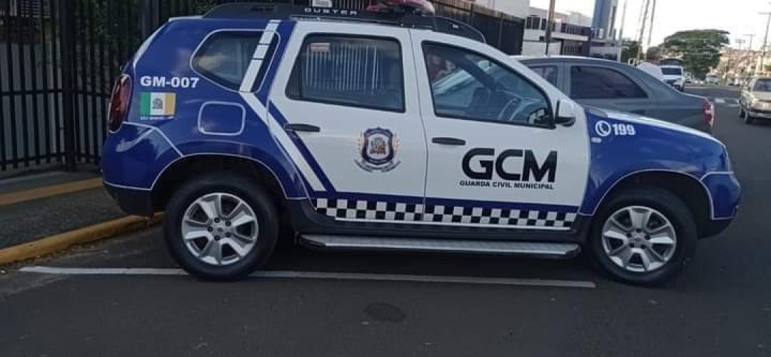 14news.com.br-menores-sao-localizados-apos-jogarem-pedras-no-telhado-da-sede-da-gcm-fb-img-1704549610553 (1)