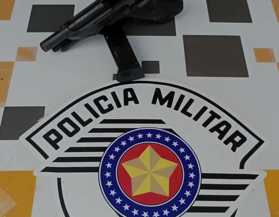 14news.com.br-motorista-e-encontrado-com-pistola-e-municoes-na-castello-branco-14news.com-.br-motorista-e-encontrado-com-pistola-e-municoes-na-castello-branco-image.jpg