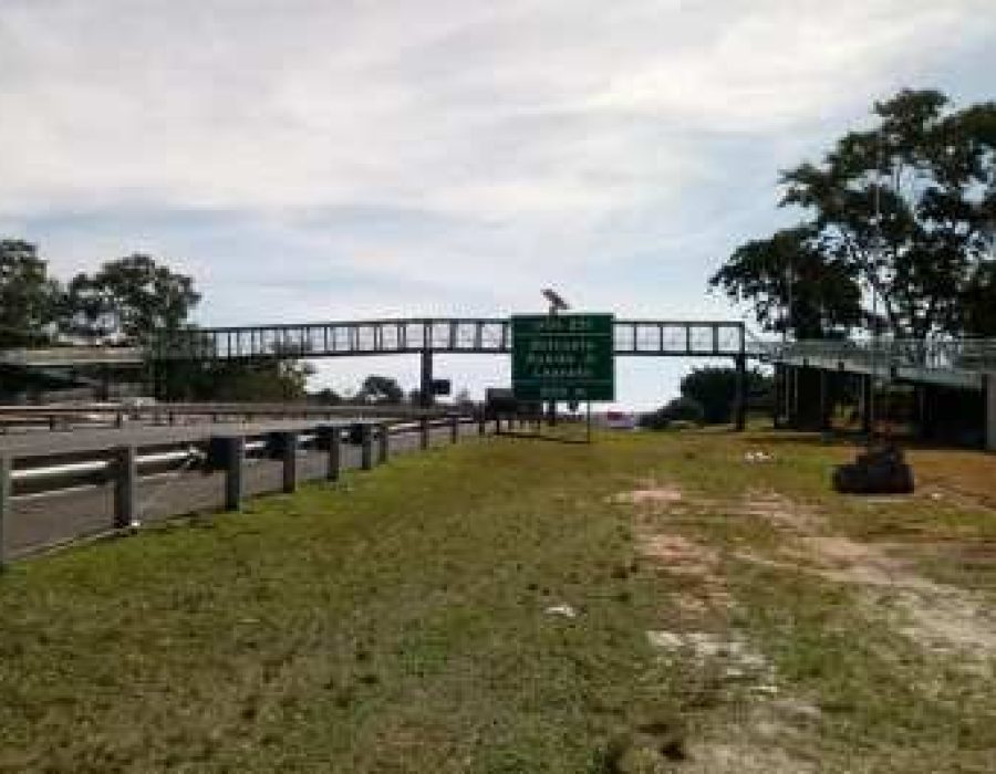 14news.com.br-mulher-e-socorrida-apos-atropelamento-perto-de-passarela-em-botucatu-passarela-vale-do-sol