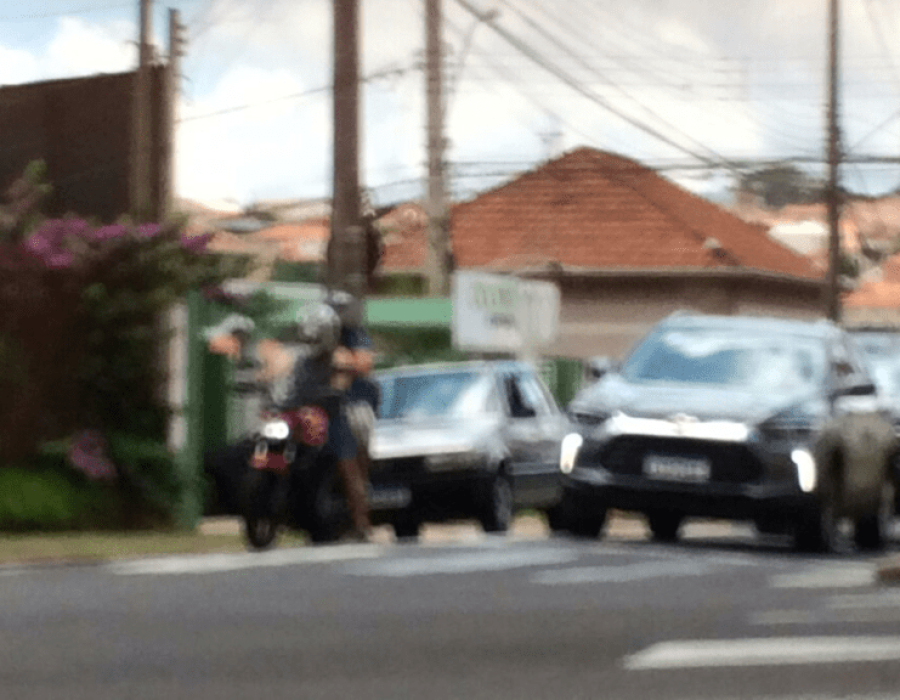 14news.com.br-mulher-foi-ameacada-por-pedinte-com-faca-no-semaforo-image-1024x576 (1)