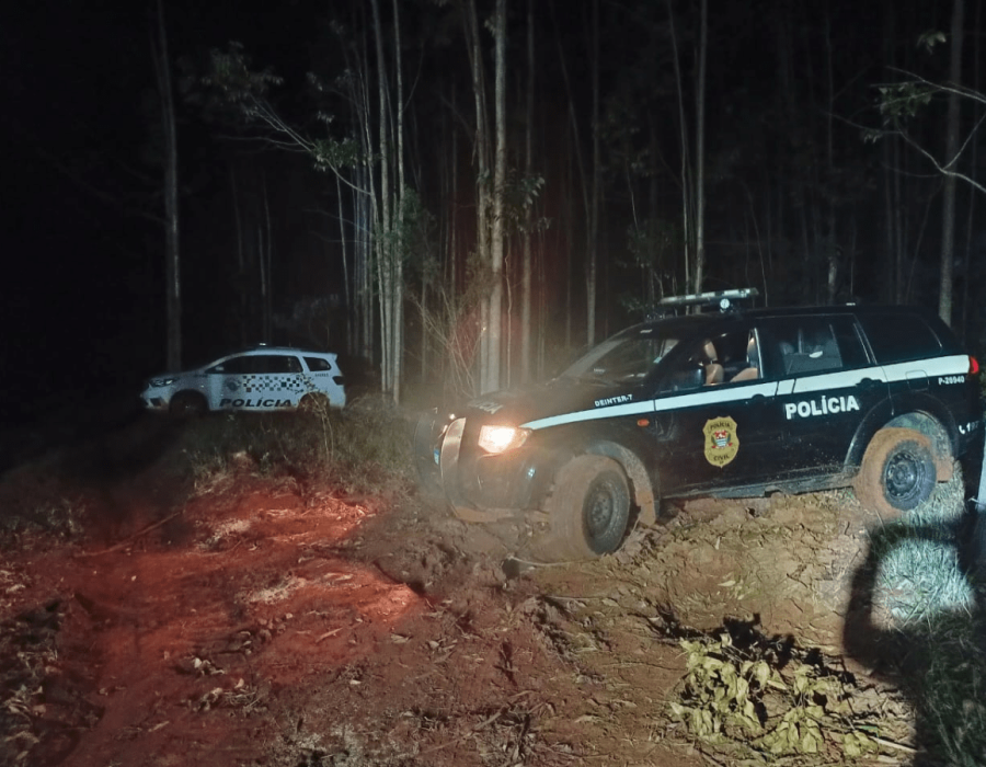 14news.com.br-mulheres-sao-presas-por-auxiliarem-furtadores-de-trilhos-em-itatinga-image