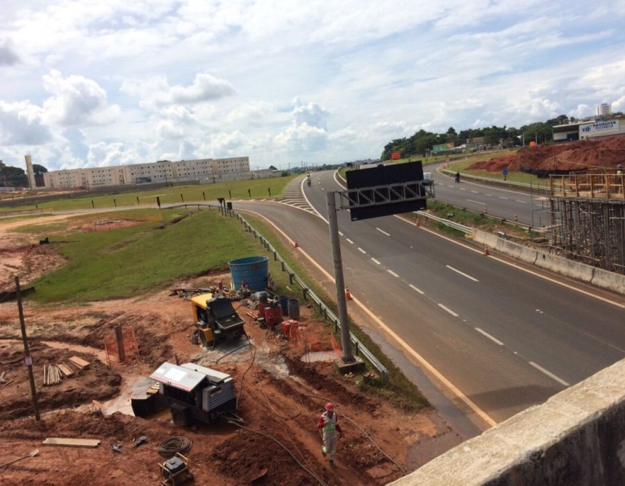 14news.com.br-obras-geram-reducao-de-pista-em-rodovias-img-20230322-wa0156