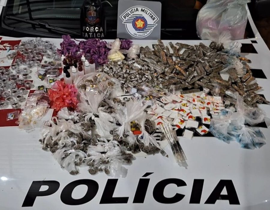 14news.com.br-pm-descobre-tambor-enterrado-com-drogas-img-20231218-wa0056