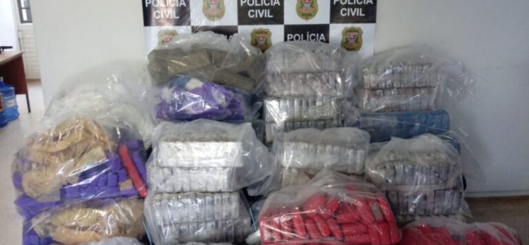 14news.com.br-policia-destroi-drogas-e-camisetas-falsificadas-img-20211006-wa0100-768x1024