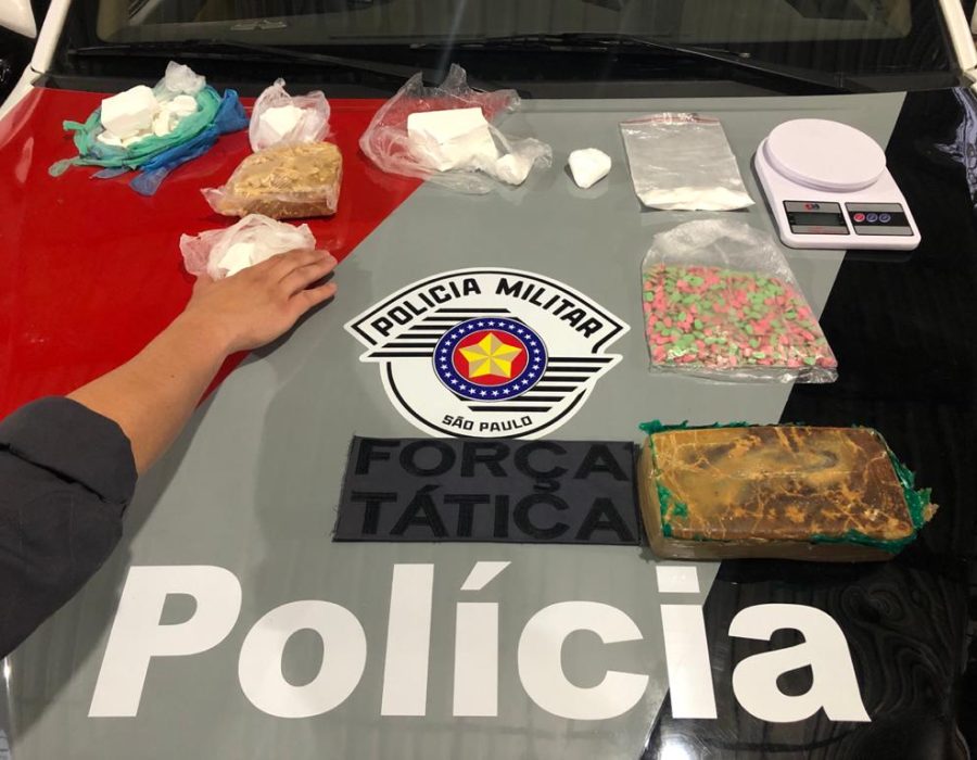 14news.com.br-policia-militar-faz-apreensao-de-drogas-durante-abordagem-em-botucatu-forca-tatica