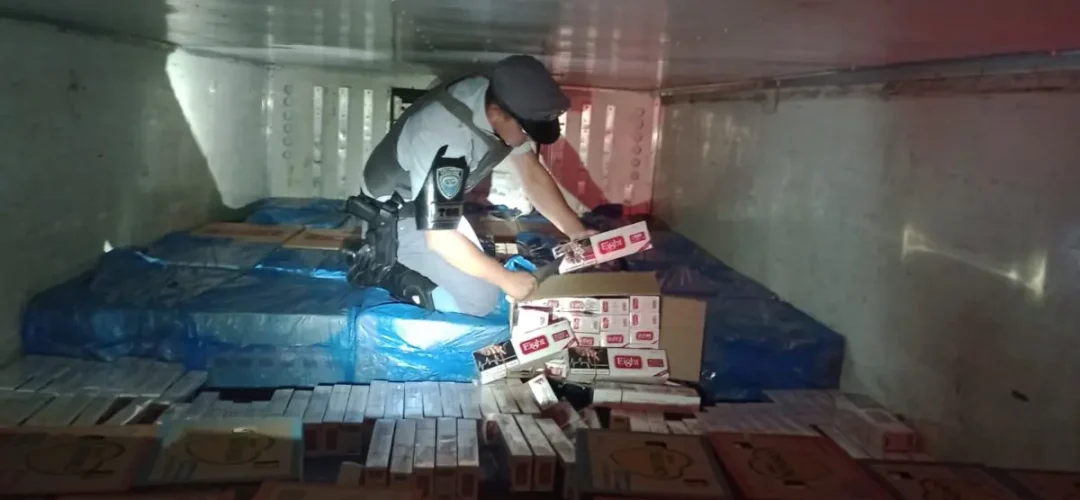 14news.com.br-policia-rodoviaria-localiza-carga-com-cigarro-contrabandeado-img-20230424-wa0002.jpg