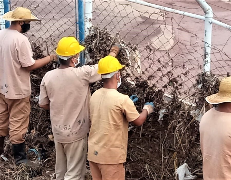14news.com.br-presos-sao-colocados-para-ajudar-em-cidade-apos-chuva-cidade-contabiliza-muitos-estragos-decorrentes-das-fortes-chuvas
