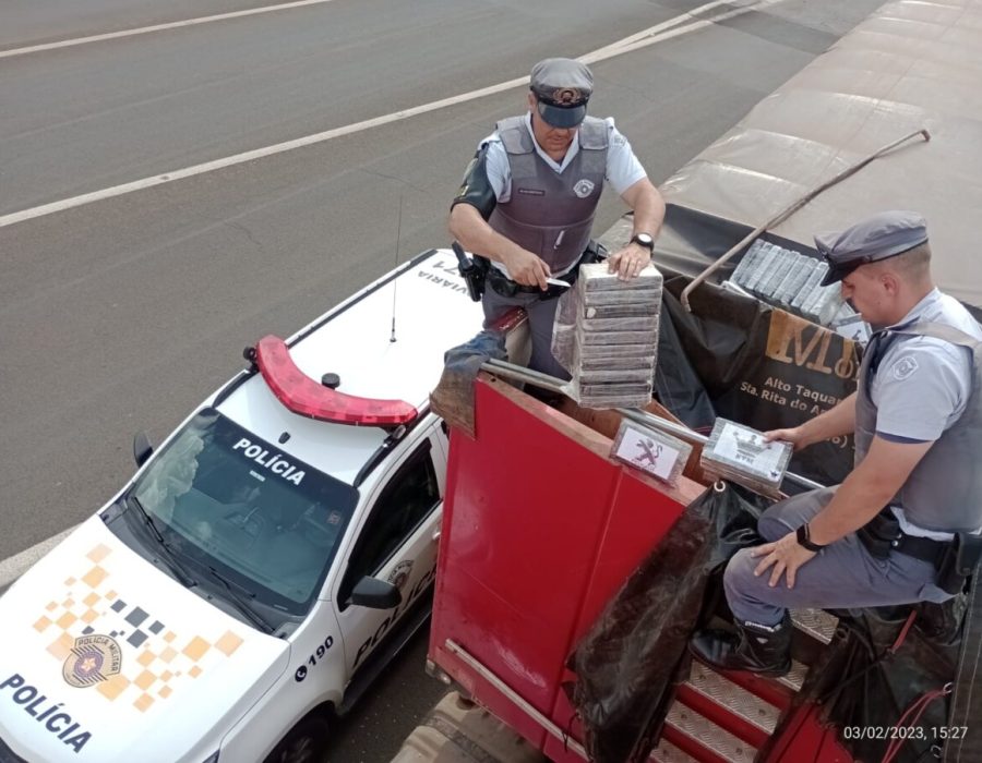 14news.com.br-tor-da-policia-rodoviaria-localiza-507-quilos-de-cocaina-em-carreta-img-20230302-wa0120