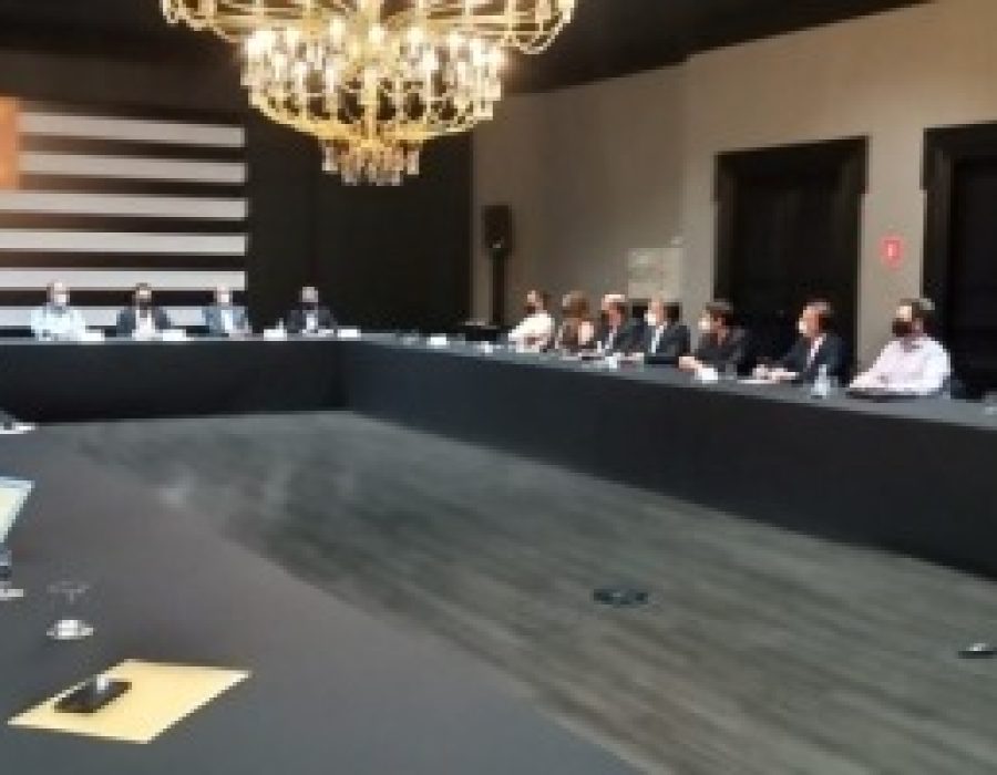 1_reuni_o_prefeitos_na_capital-3638454