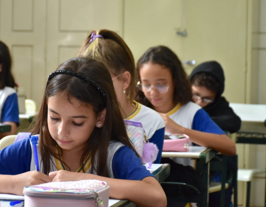 2025-09-04-12-04-10-educacao