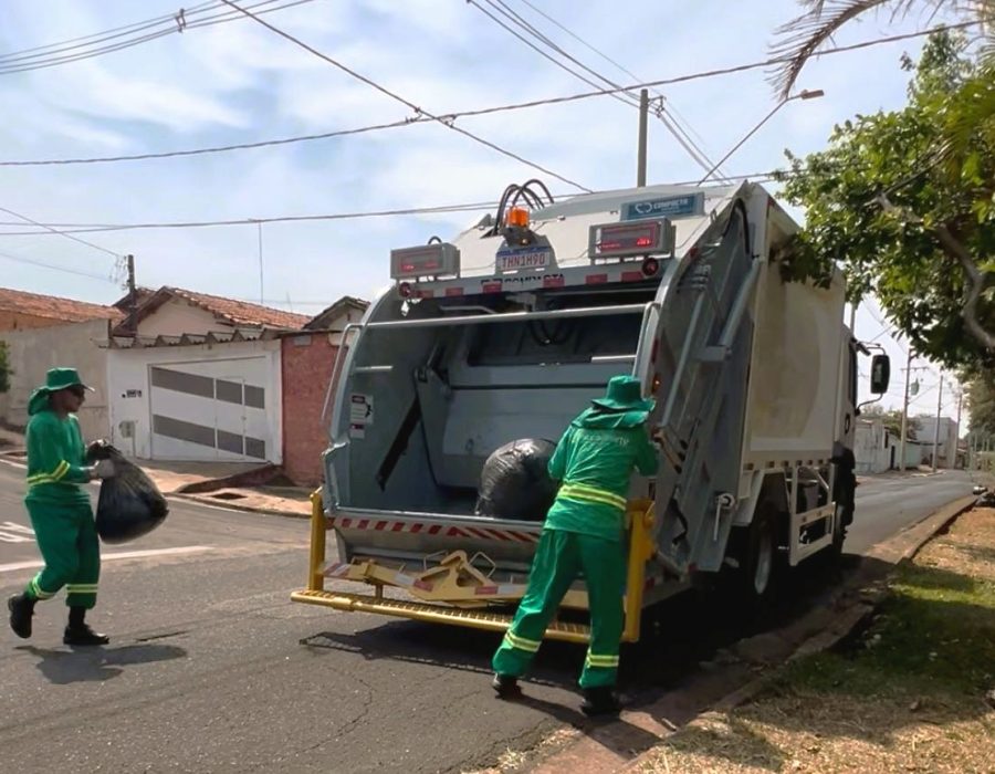 2025-10-03-13-35-52-nova-empresa-lixo