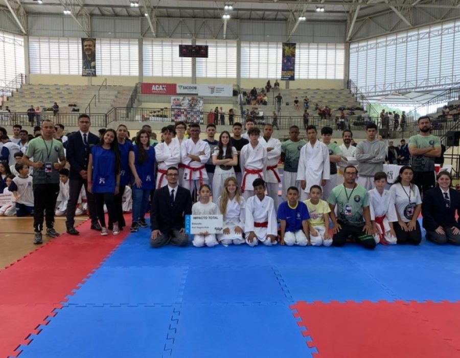 4916fa0775661bafad75243456a7c979