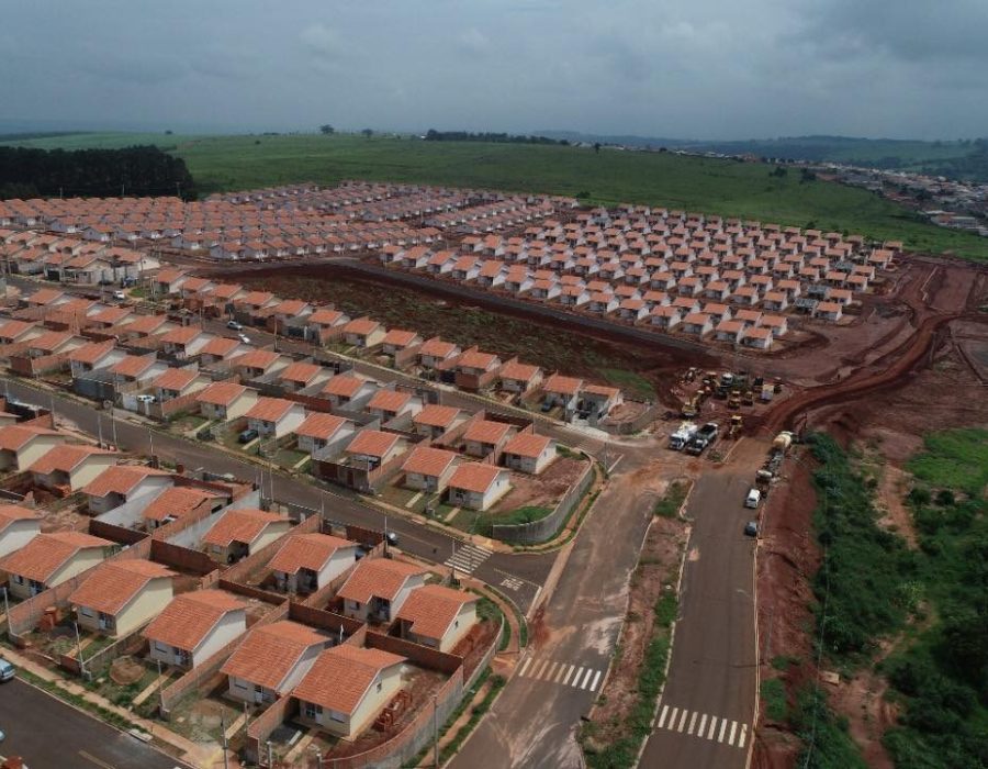 5246c146-4754-496e-a893-f8eaea398a14-1