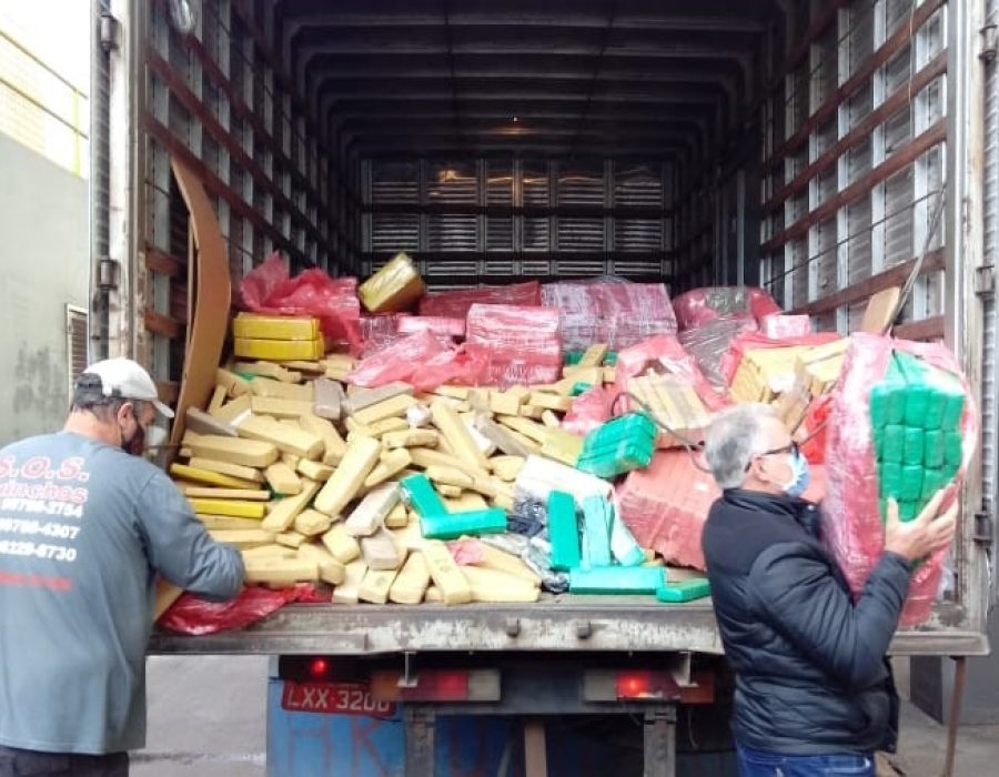 5ad141b9-7d8c-46f1-9137-b69db1e52a6a-2