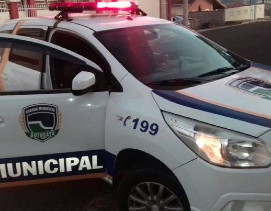 GCM-prende-procurado-pela-justiça-1-585x403