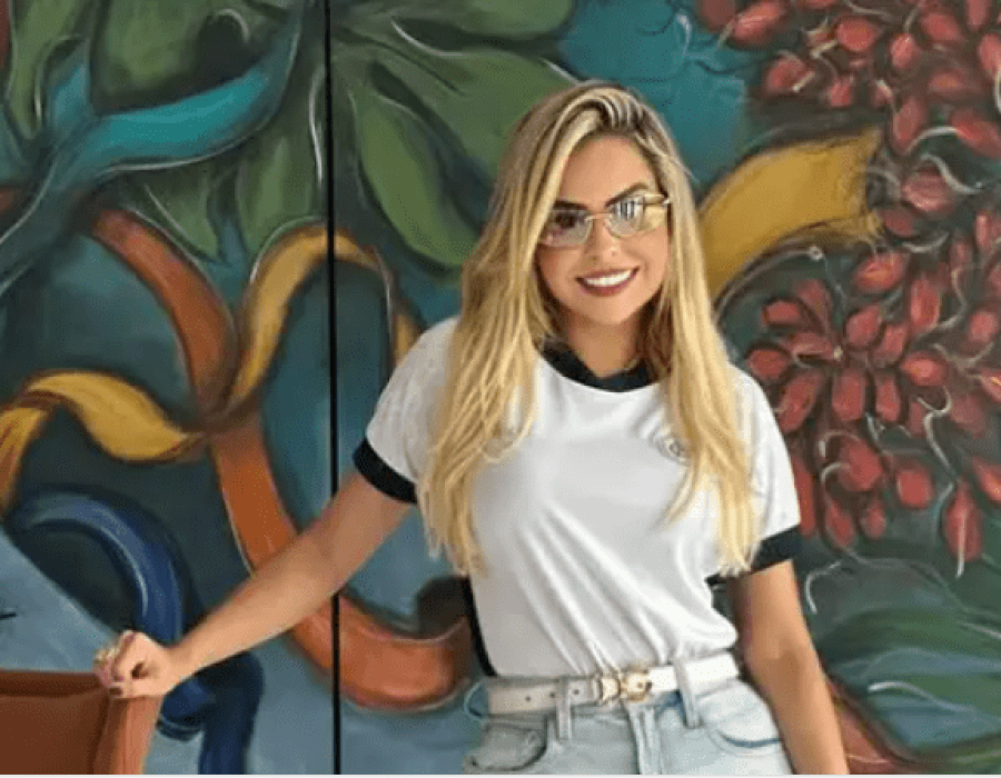 Prefeita de Marituba, Patrícia Alencar (Reprodução/Instagram) 

Leia mais em: https://veja.abril.com.br/coluna/veja-gente/prefeita-de-marituba-no-para-se-explica-por-video-dancando-de-biquini/