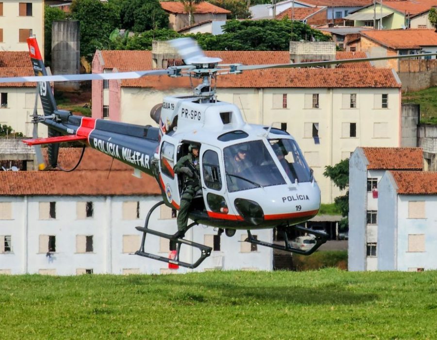 abb173e8-7541-49ce-a63b-461ec60fe0ee-1