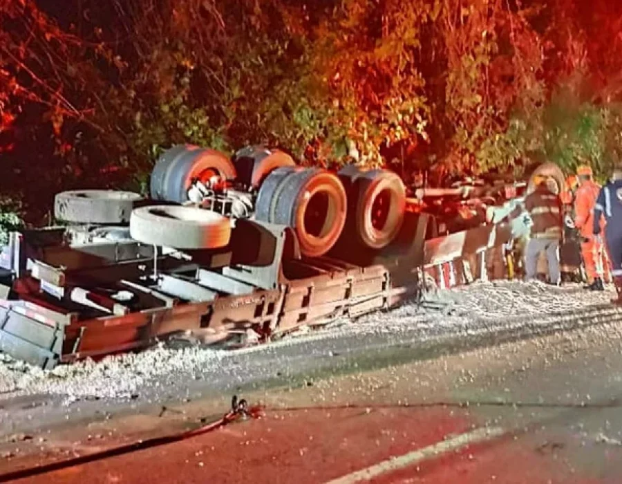 acidente-caminhao-aguas-da-prata-060524