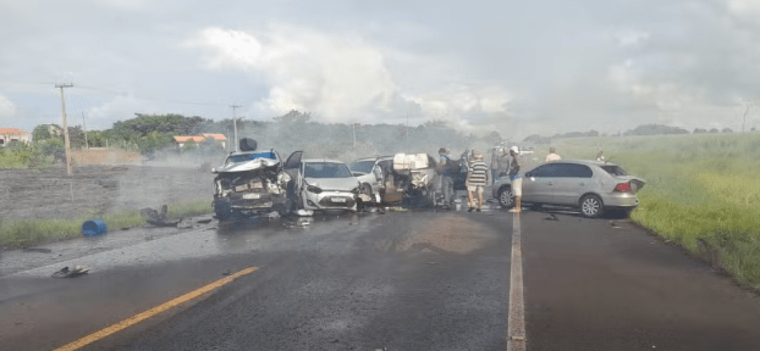 acidente-rodovia-pereira-barreto-130424