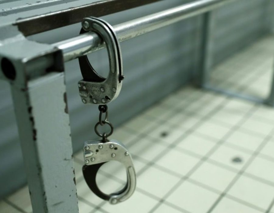 algemas-prisao-280917-768x512
