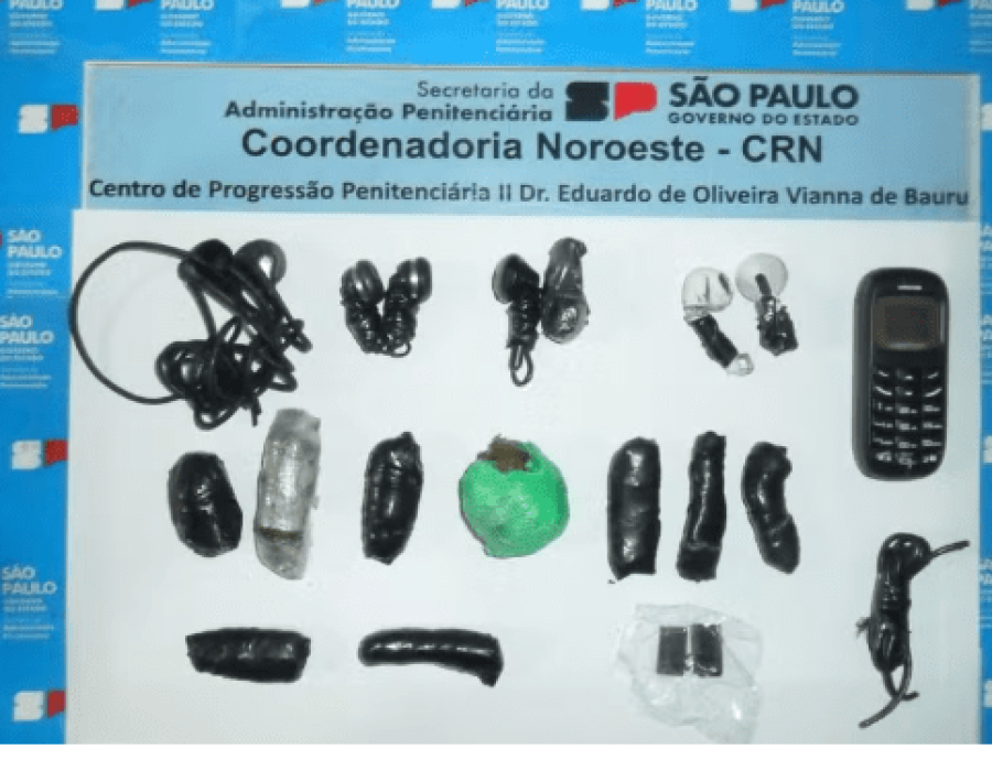 Drogas, celulares e eletrônicos são apreendidos com detentos da região de Bauru após saída temporária — Foto: Reprodução/SAP