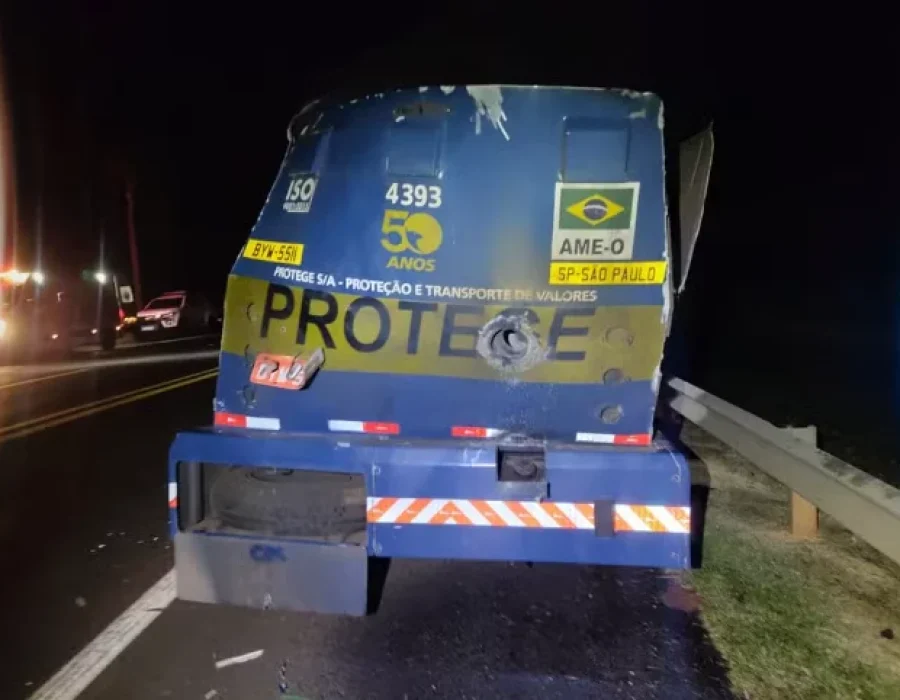 assalto-carro-forte-sao-carlos-100624