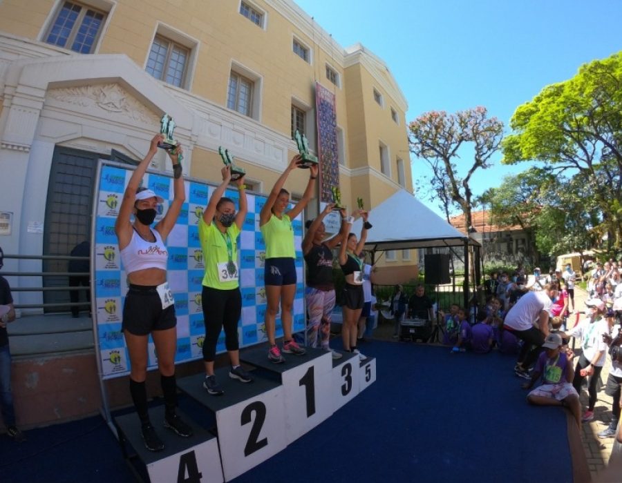 b02f2a4d95a041b579cca3878d7cc615