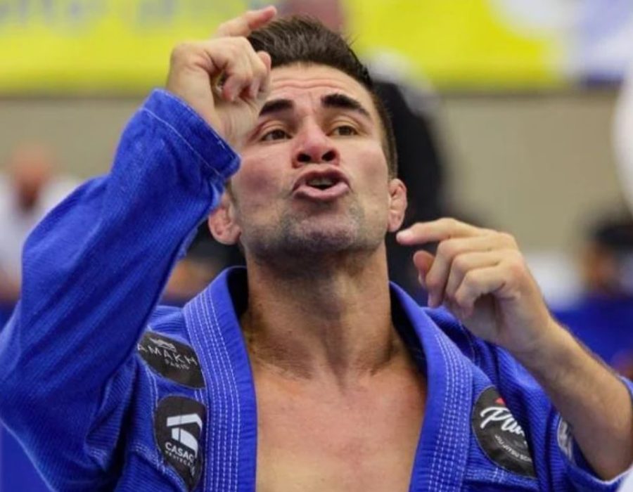 b407fc0a-39ea-4baf-ab50-c470d3c99f14