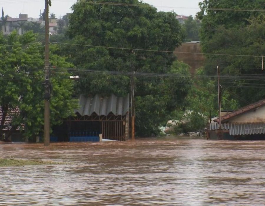 casa-chuva-morte-jau-300122