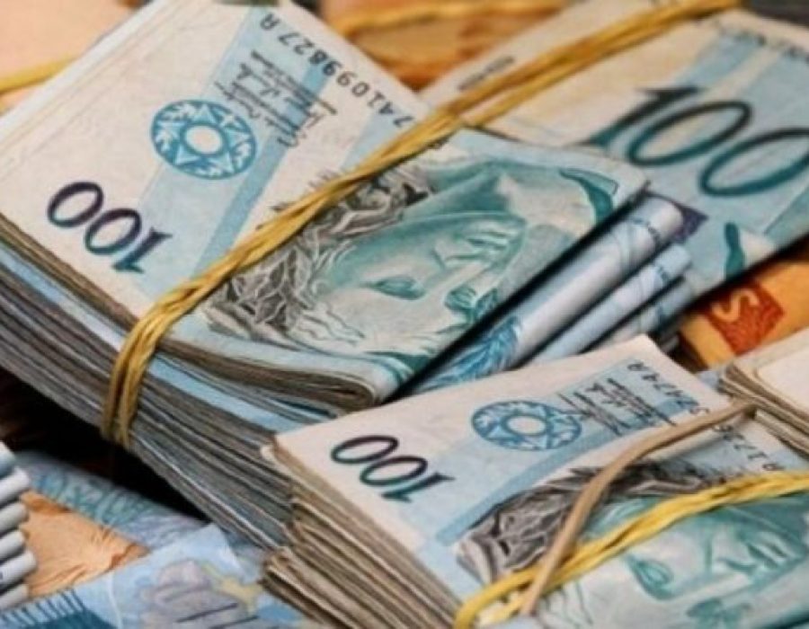 cedulas-de-dinheiro-real-moeda-brasileira_1022821_00600332_0_-768x434 (2)