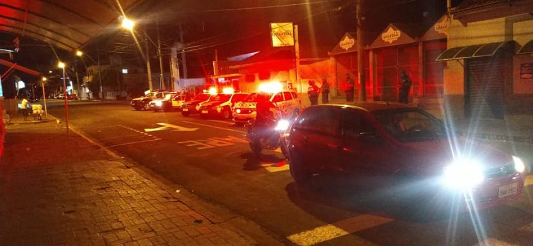 denuncia-gcm-e-pm-dispersam-aglomeracoes-em-sao-manuel-sao-manuel-policia