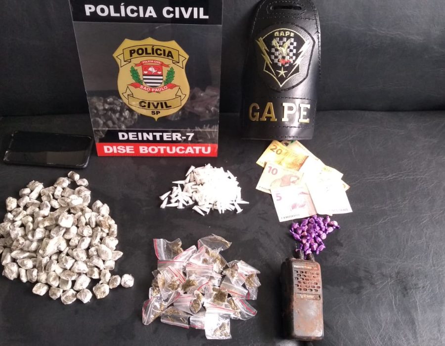 durante-operacao-traficantes-tentam-se-desfazer-de-drogas-pelo-vaso-do-sanitario-img-20220106-wa0026