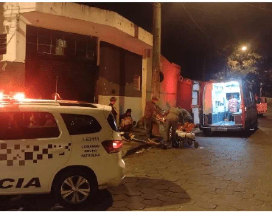 homem-agride-irmao-foice-avare-020223