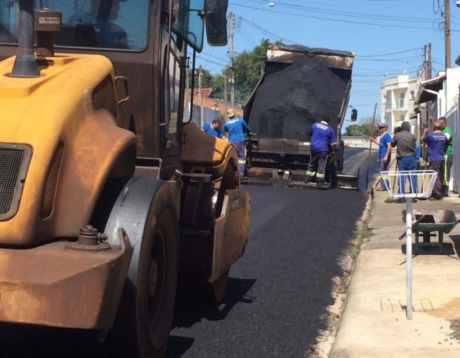 infraestrutura-inicia-recape-da-avenida-joao-batista-carnieto-nesta-quinta-feira-04-recape-2-1024x768