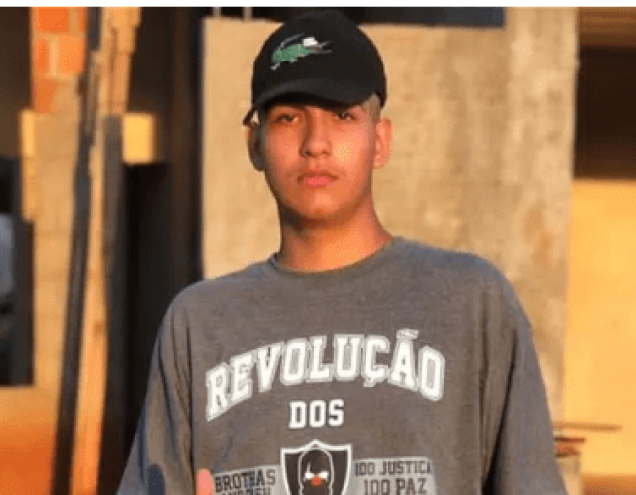 jovem-esmagado-carro-candido-mota-290923