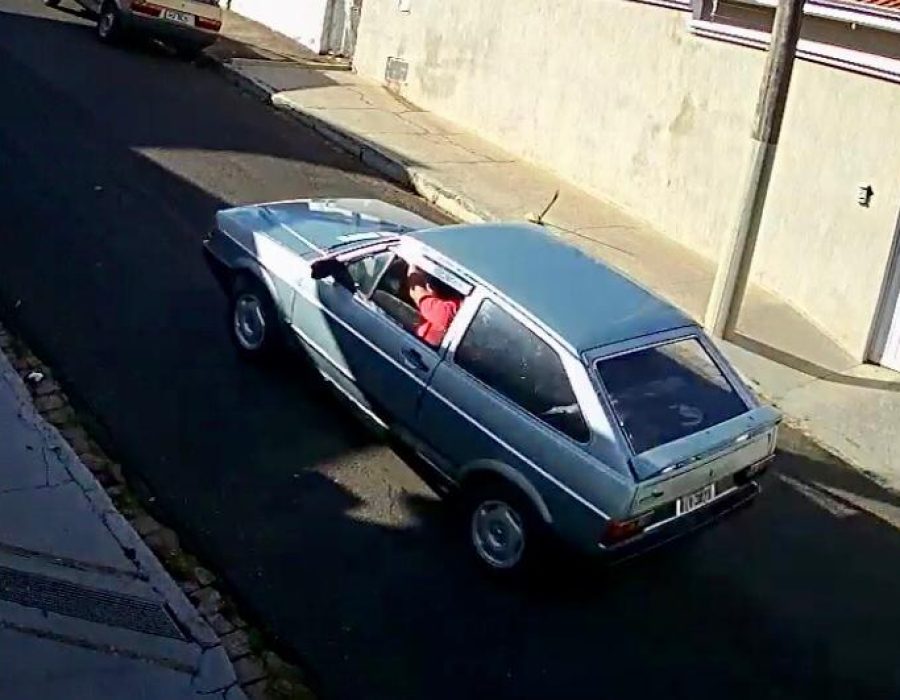 motorista-acusado-de-tentar-puxar-mulher-para-dentro-do-carro-e-localizado-carro-suspeito