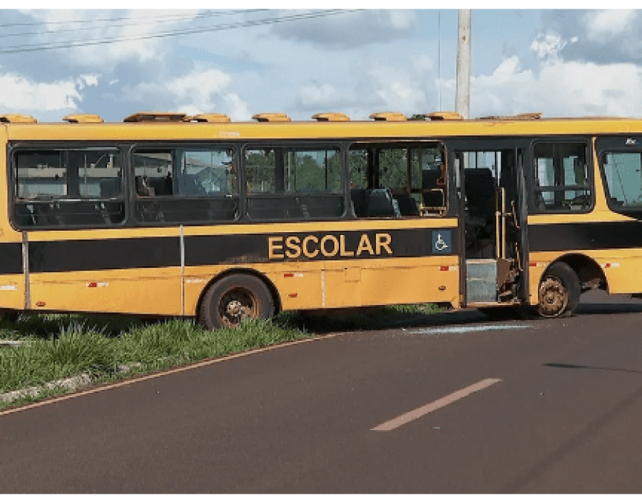onibus-escolar-sertaozinho-290323