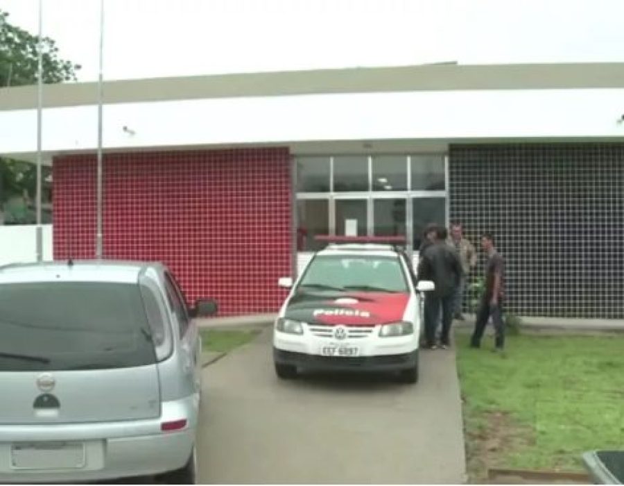 policia-irmao-tiro-irmao-070422